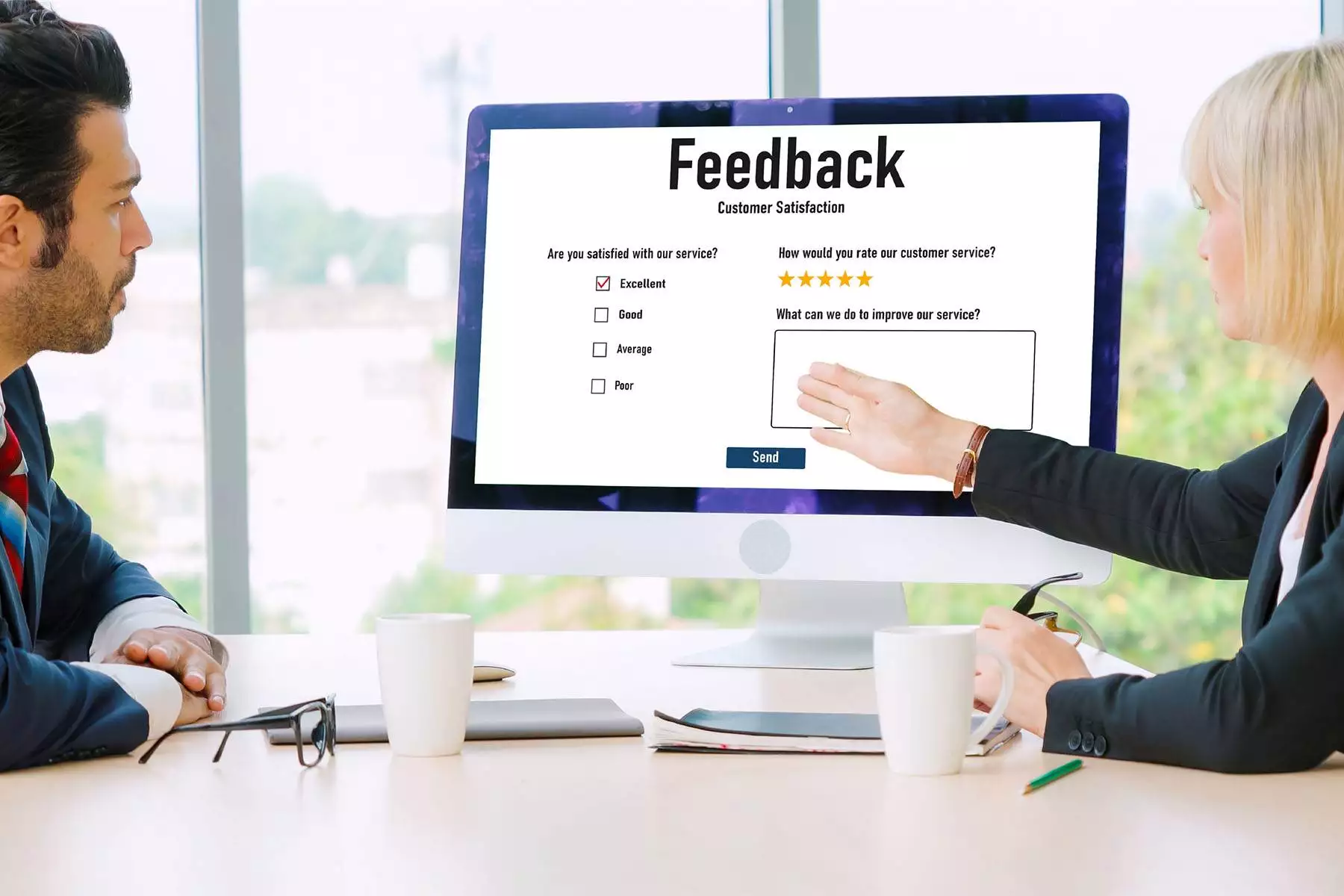 Un'architettura di sistema che illustra come la gestione recensioni online possa diventare un motore di crescita automatico per un'azienda.